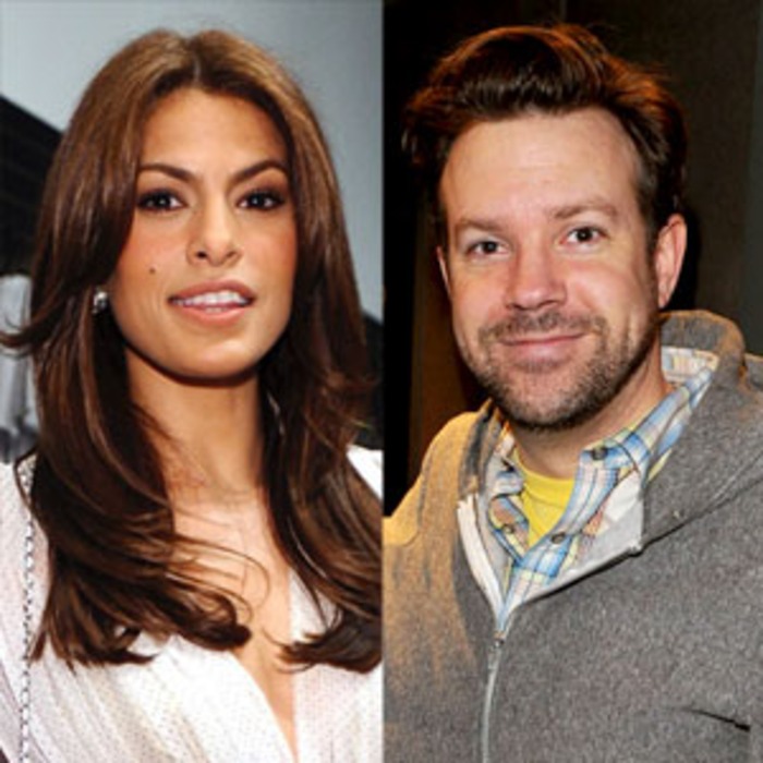 Eva Mendes Grabs Midnight Snack With E Online Uk